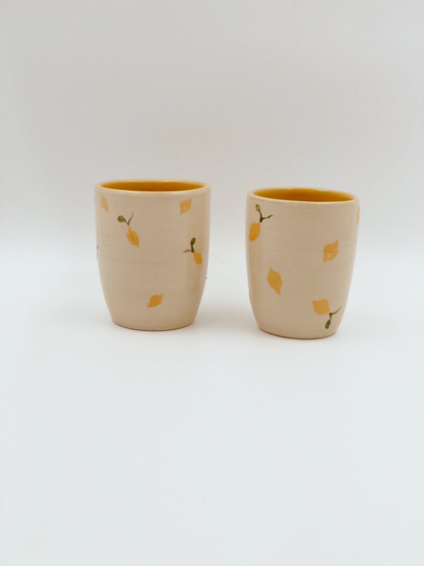 Becher Lemon